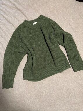 Universal Thread Olive Green Cable-Texture Crewneck Sweater